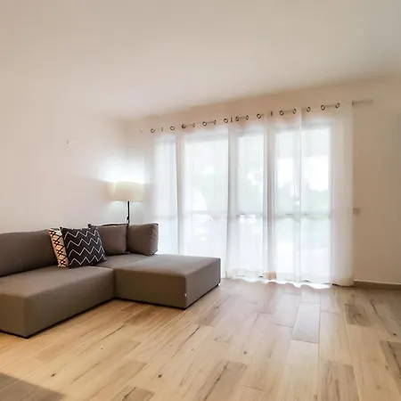 Solar Dos Pinheiros Апартаменты Виламура