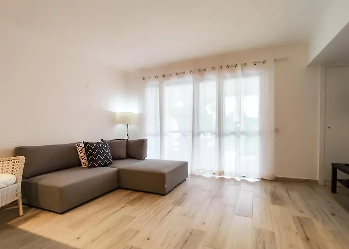 Solar Dos Pinheiros Апартаменты Виламура
